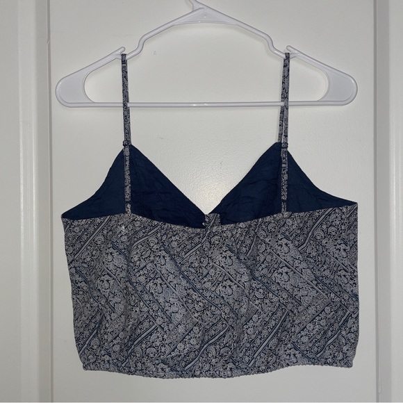 Print Crop Cami - Picture 2 of 3